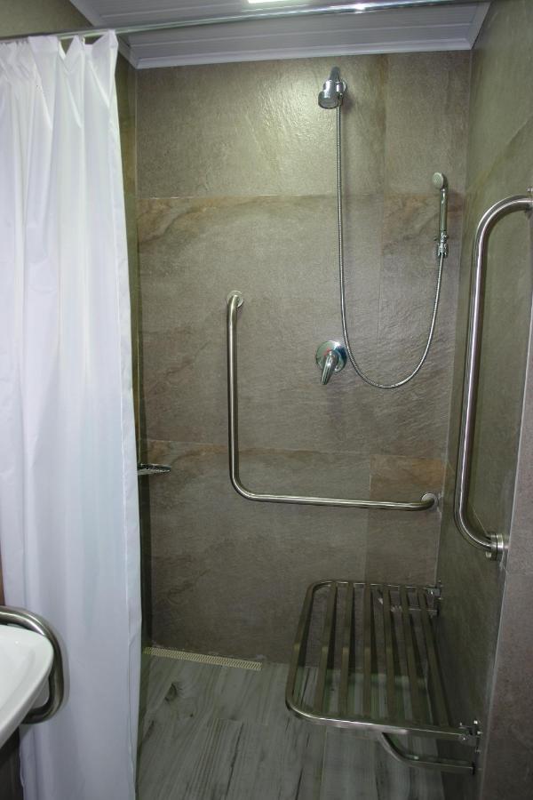 Quarto Duplo - Acessível para Hóspedes com Mobilidade Reduzida